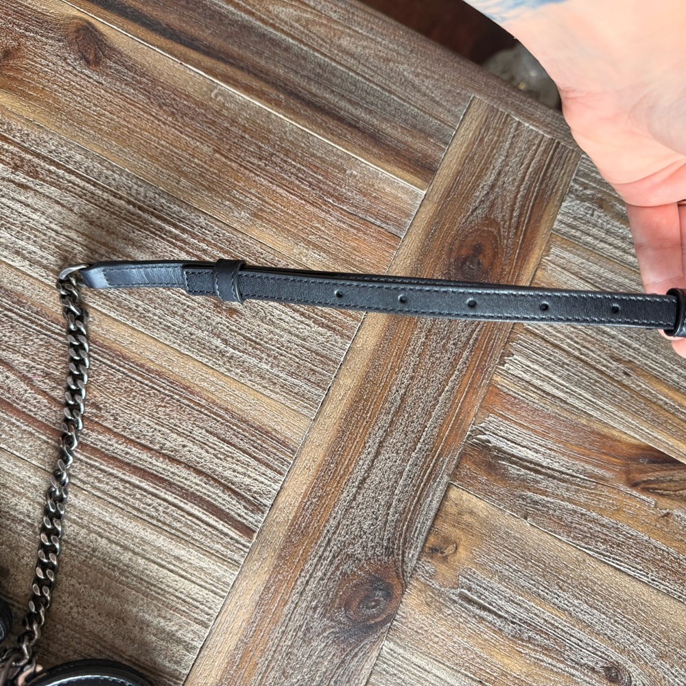 AUTHENTIC YSL Unique and Rare Saint Laurent Black Heart Crossbody - Picture 3 of 11